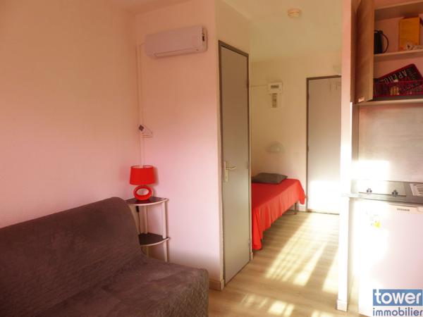 Studio
                                                                                                                                                                                                                                                                                                                        1 pièce(s)                                                                                                                                                                                                                                                                                                                              16  m²