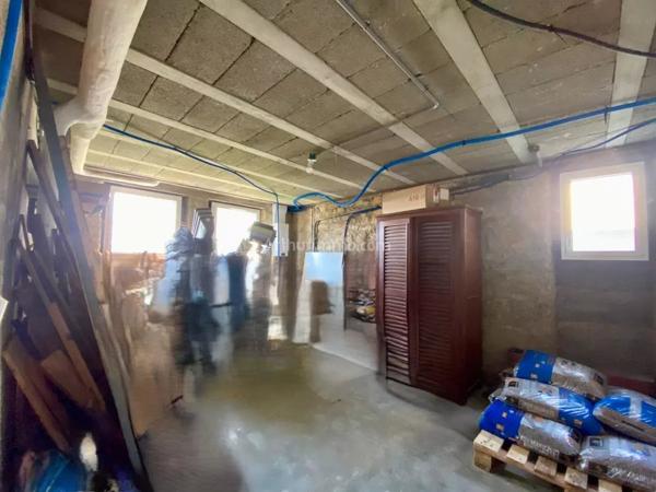 Vente                                                      Maison
                        
                     7 pièces                      162 m2                     à Vannes