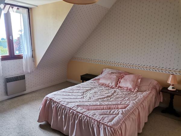 BEDEE - Maison en campagne, 125 m² hab., 5 chambres, terrain 810 m²