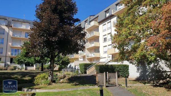 Appartement à louer 3 pièces 84m² Guéret (23000)