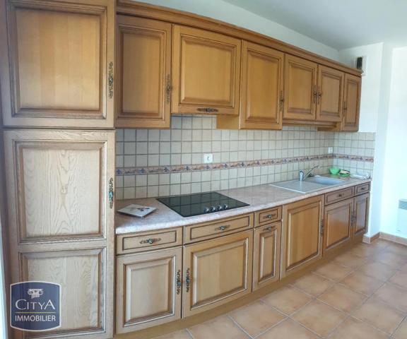 Appartement à louer 3 pièces 84m² Guéret (23000)