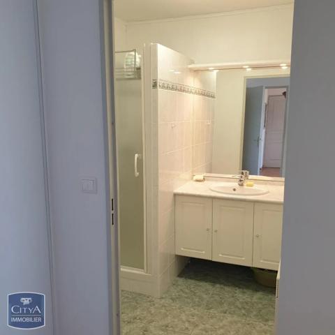 Appartement à louer 3 pièces 84m² Guéret (23000)