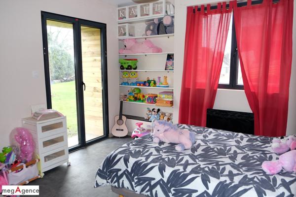 Maison à SAINT-GERMAIN-LES-VERGNES, 19330 - 6 pièces 190m²