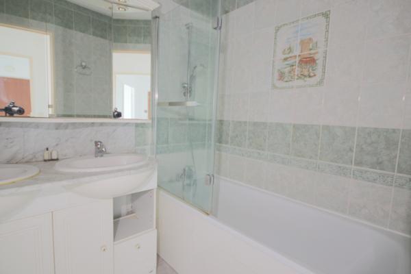 Cormeilles-en-Parisis (95240) A vendre à Cormeilles en Parisis beau 3 pièces, 69 m2, 2 chambres, avec 2 parkings en sous-sol.