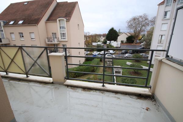 Cormeilles-en-Parisis (95240) A vendre à Cormeilles en Parisis beau 3 pièces, 69 m2, 2 chambres, avec 2 parkings en sous-sol.