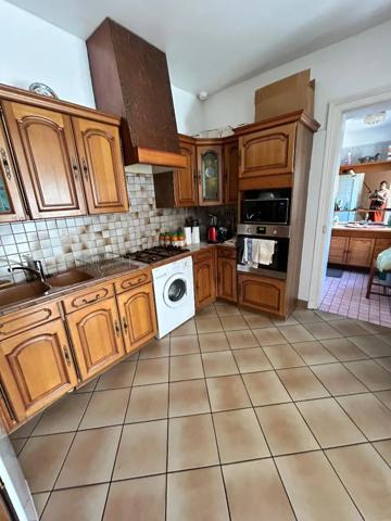 Immeuble à vendre 120m²