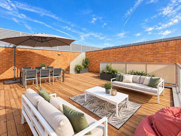 Appartement 4 pièces 85m² + Loggia + Terrasse en rooftop de 59m² + 2 Parkings sous-sol ! TOULOUSE