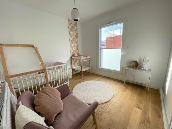 Appartement 4 pièces 85m² + Loggia + Terrasse en rooftop de 59m² + 2 Parkings sous-sol ! TOULOUSE
