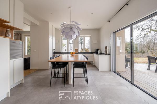 Maison bourgeoise rénovée en fond d’impasse – Tassin bourg