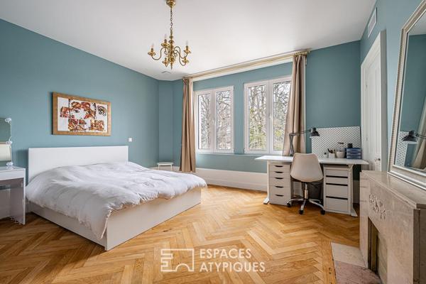 Maison bourgeoise rénovée en fond d’impasse – Tassin bourg
