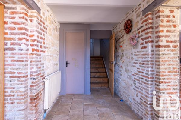Maison à vendre 6 pièces 214 m² Laon