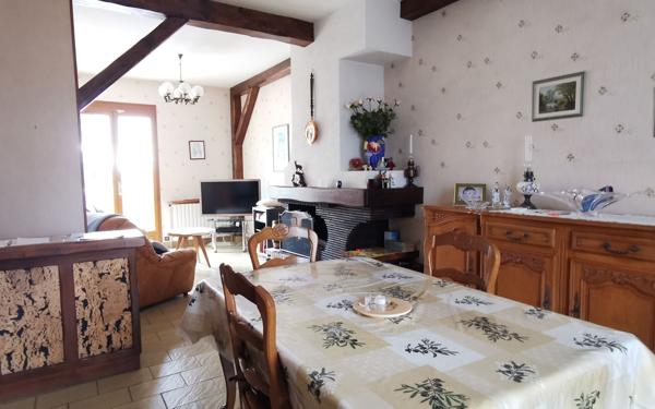 Maison à vendre    4 pièces • 90 m2 Mandres-les-Roses