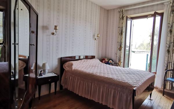 Maison à vendre    4 pièces • 90 m2 Mandres-les-Roses