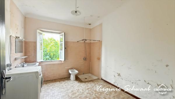 POUILLON (40) Maison de caractère 14 pièces – 9 chambres – Dépendances – 1 hectare de terrain