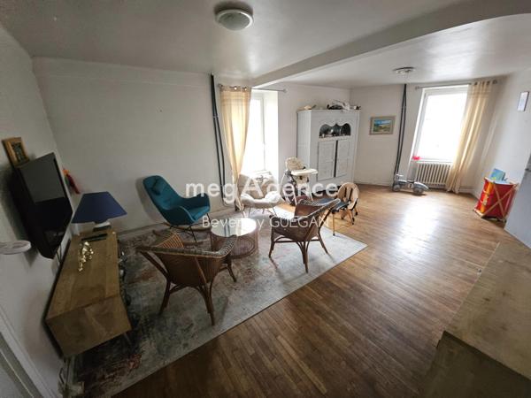 Appartement à Ploëzal, 22260 - 4 pièces 76m²