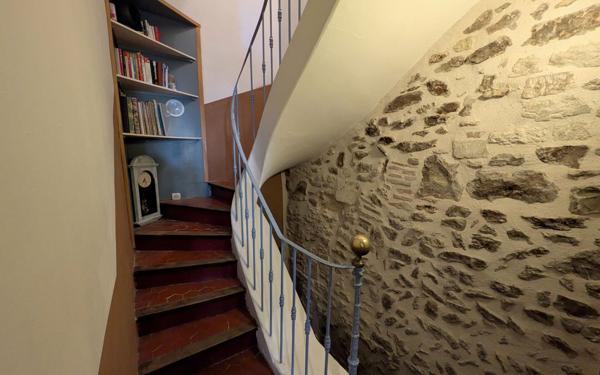 Maison à vendre    5 pièces • 74 m2 Aramon