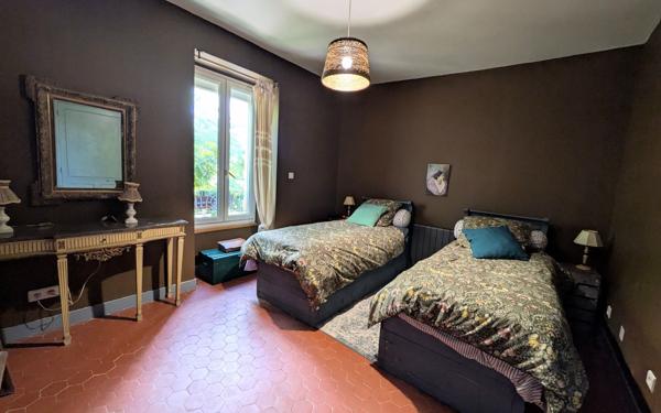 Maison à vendre    5 pièces • 74 m2 Aramon