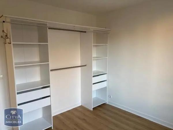 Appartement à louer 3 pièces 66.1m²