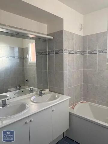 Appartement à louer 3 pièces 66.1m²