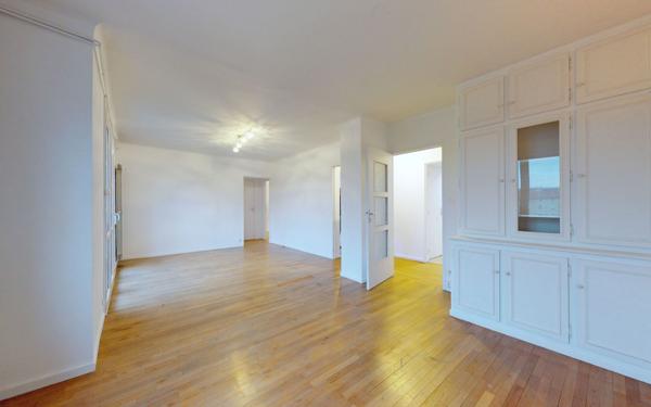 Appartement à louer    3 pièces • 71 m2 Joeuf