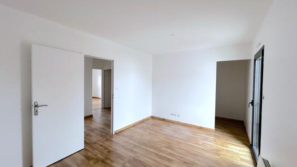 A VENDRE MAISON DE 120 M2 HABITABLES AVEC JARDIN ET GARAGE - SECTEUR CESTAS GAZINET , Cestas A VENDRE MAISON DE 120 M2 HABITABLES AVEC JARDIN ET GARAGE - SECTEUR CESTAS GAZINET , Cestas