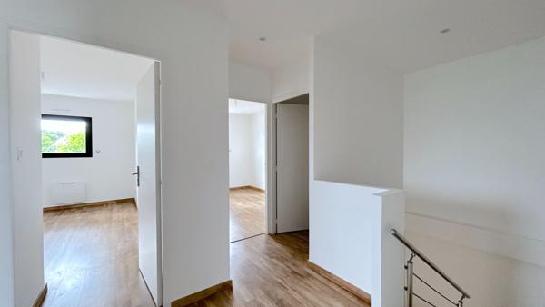 A VENDRE MAISON DE 120 M2 HABITABLES AVEC JARDIN ET GARAGE - SECTEUR CESTAS GAZINET , Cestas A VENDRE MAISON DE 120 M2 HABITABLES AVEC JARDIN ET GARAGE - SECTEUR CESTAS GAZINET , Cestas