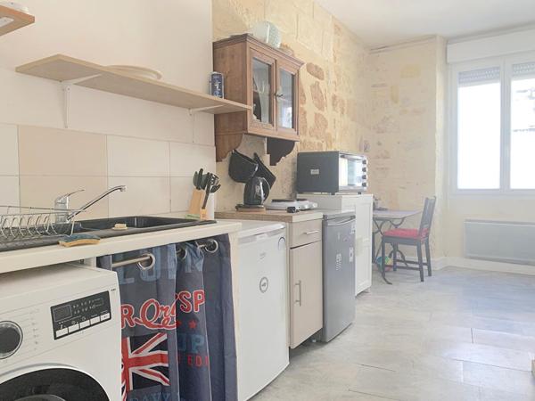 A VENDRE IMMEUBLE DE RAPPORT 3 APPARTEMENTS - SECTEUR BORDEAUX CAPUCINS / COURS DE LA MARNE , Bordeaux A VENDRE IMMEUBLE DE RAPPORT 3 APPARTEMENTS - SECTEUR BORDEAUX CAPUCINS / COURS DE LA MARNE , Bordeaux