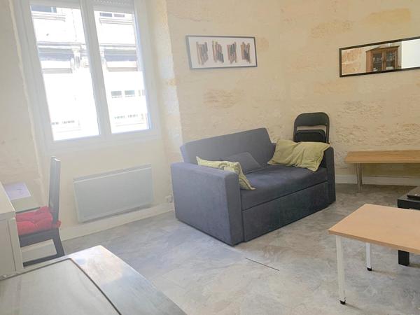 A VENDRE IMMEUBLE DE RAPPORT 3 APPARTEMENTS - SECTEUR BORDEAUX CAPUCINS / COURS DE LA MARNE , Bordeaux A VENDRE IMMEUBLE DE RAPPORT 3 APPARTEMENTS - SECTEUR BORDEAUX CAPUCINS / COURS DE LA MARNE , Bordeaux
