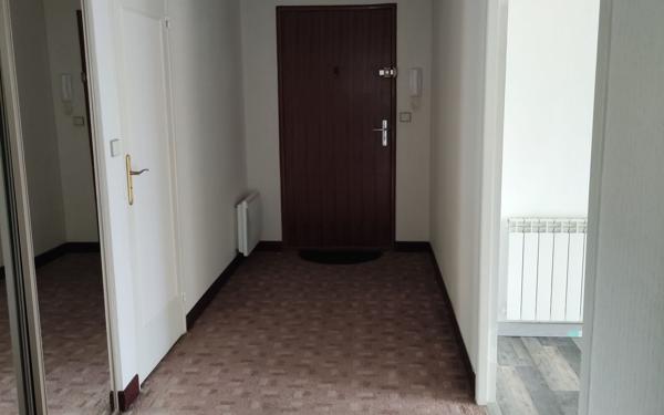 Appartement à louer    3 pièces •  Cholet