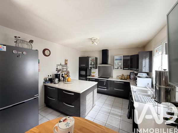 Maison à vendre 5 pièces 134 m² Pont-sur-Yonne