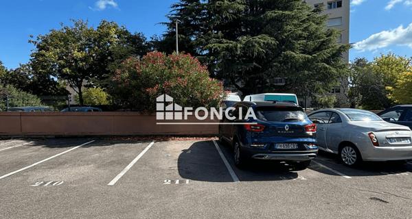 À vendre Parking 12.5 m² - Evry 91000