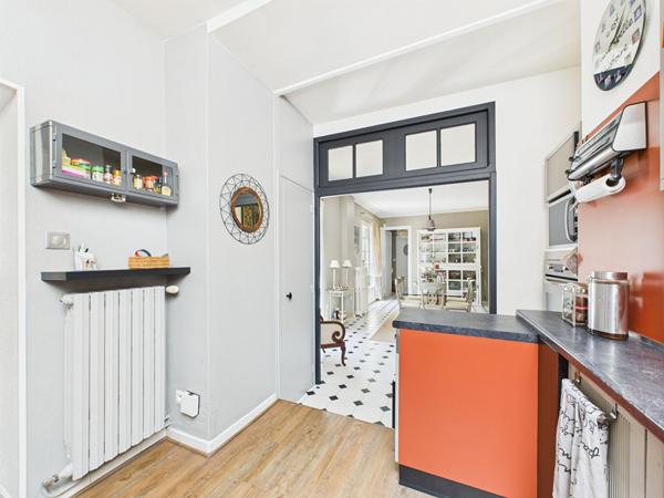 Maison de caractère 11 pièces, en plein centre d'Annonay