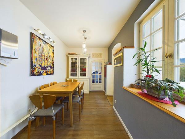 Maison de caractère 11 pièces, en plein centre d'Annonay