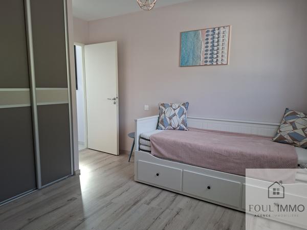 AGEN : Villa 195 m² contemporaine de 7 pièces avec vue dominante, piscine, espaces extérieurs aménagés Saint-Jean-de-Thurac (47270)