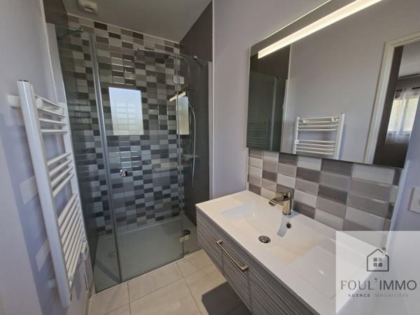 AGEN : Villa 195 m² contemporaine de 7 pièces avec vue dominante, piscine, espaces extérieurs aménagés Saint-Jean-de-Thurac (47270)