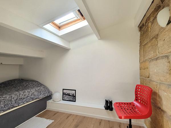 BORDEAUX CENTRE / Saint-André - Triplex en 2ème et dernier étage