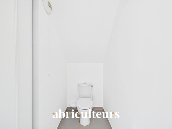 Appartement T2 au 2ème et dernier étage Vue agréable Calme