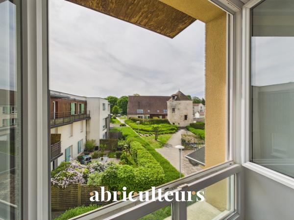 Appartement T2 au 2ème et dernier étage Vue agréable Calme