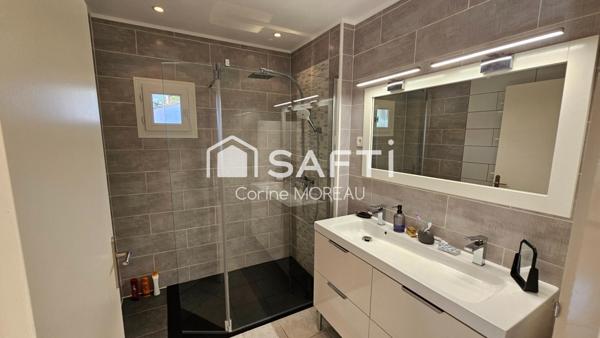 Maison de 112m²,cuisine ouverte sur séjour,3 chambres