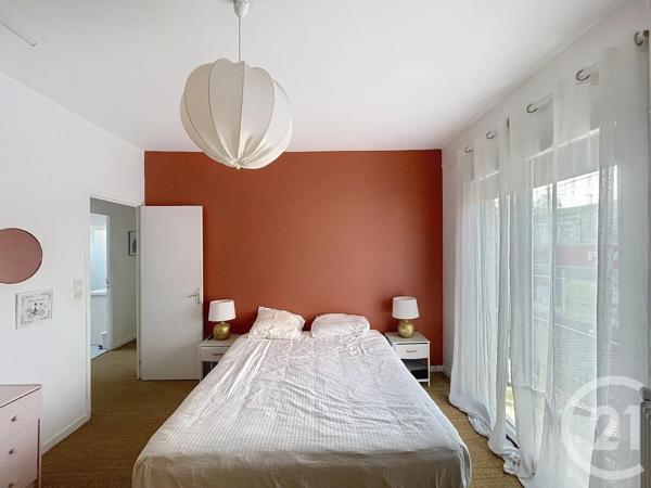 Appartement à vendre  4 pièces - 91,05 m 2   BORDEAUX  - 33