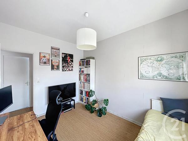 Appartement à vendre  4 pièces - 91,05 m 2   BORDEAUX  - 33