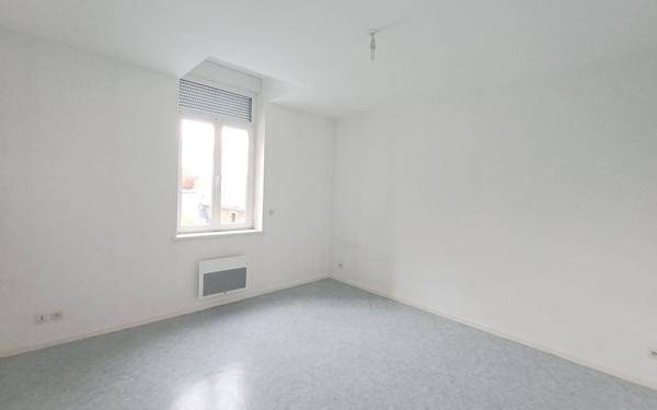 Appartement à louer    3 pièces • 70 m2 Hazebrouck