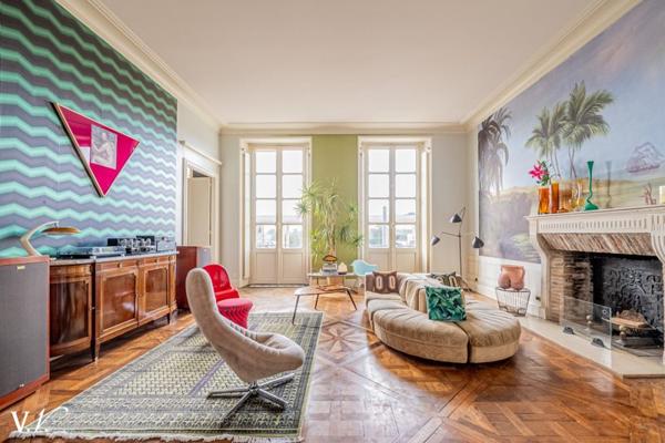 Appartement à vendre 976 500 € Bordeaux 4 p 182 m² DPE E