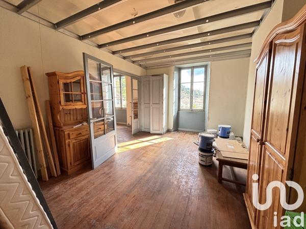 Appartement 5 pièces de 117 m² à Vals-les-Bains (07600)