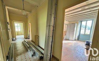 Appartement 5 pièces de 117 m² à Vals-les-Bains (07600)