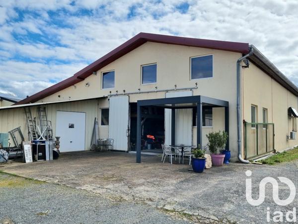 Maison 4 pièces de 180 m² à Saint-Sornin-Lavolps (19230)