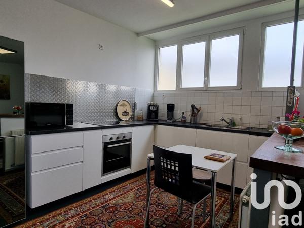 Maison 4 pièces de 180 m² à Saint-Sornin-Lavolps (19230)