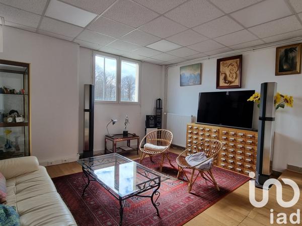 Maison 4 pièces de 180 m² à Saint-Sornin-Lavolps (19230)