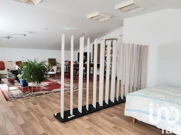 Maison 4 pièces de 180 m² à Saint-Sornin-Lavolps (19230)