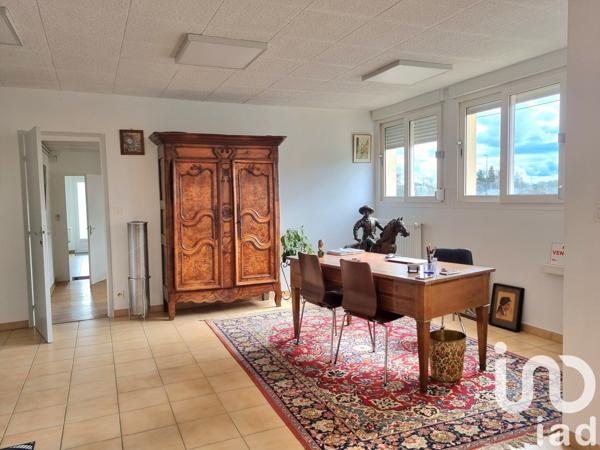 Maison 4 pièces de 180 m² à Saint-Sornin-Lavolps (19230)